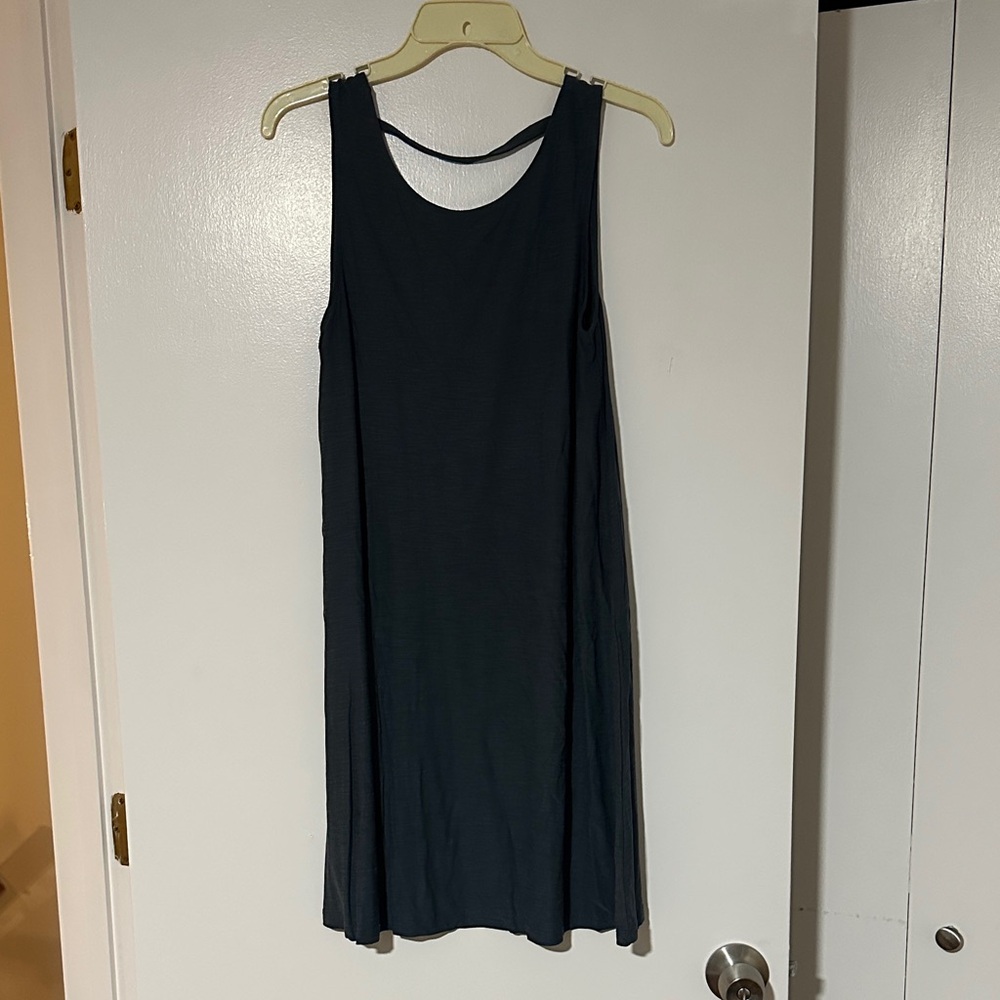 Elegant turquoise Sleeveless Dress with cut out back